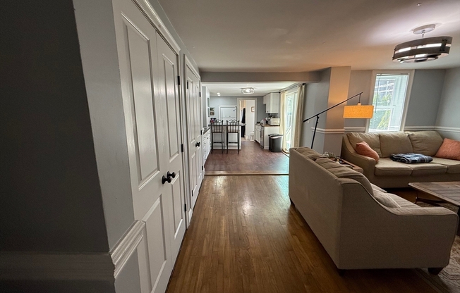 189 W Sixth Street