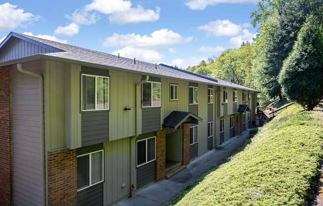 Skyline Apartments | Exterior