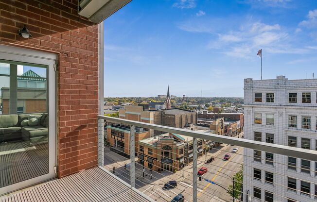 2 beds, 2 baths, 1,076 sqft, $2,450, Unit 802 (Penthouse)