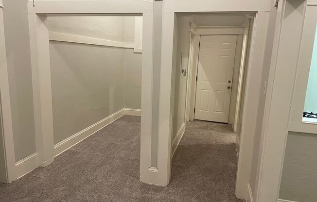 Studio, 1 bath, 420 sqft, $825, Unit 5