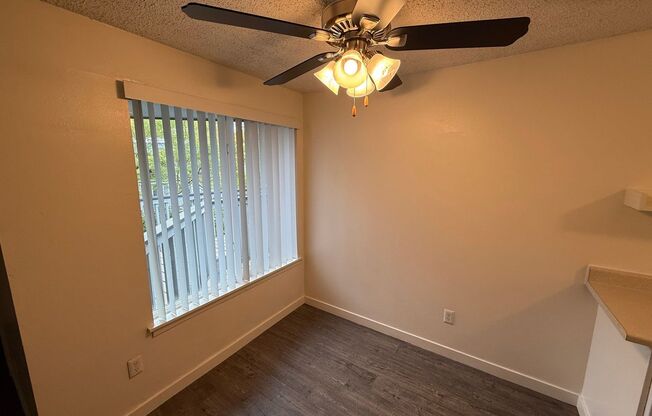 2 beds, 1 bath, 825 sqft, $1,245, Unit 233