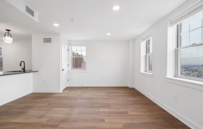 Studio, 1 bath, 576 sqft, $2,270, Unit 1406