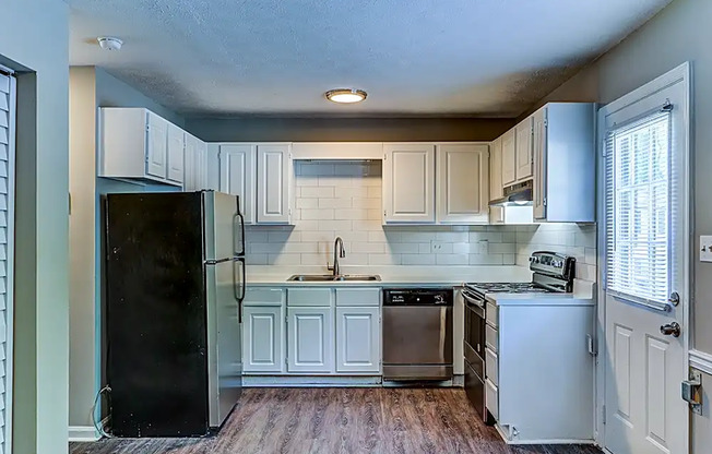 437 Creekview Court