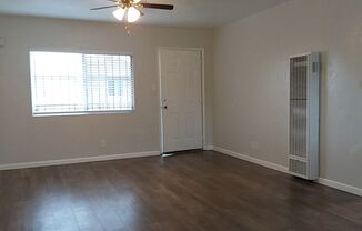 2 beds, 1 bath, $2,450, Unit 3