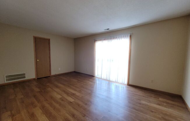 2 beds, 1 bath, 765 sqft, $745, Unit 1630.11