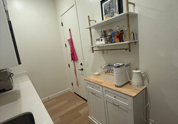3836 W LDG DR