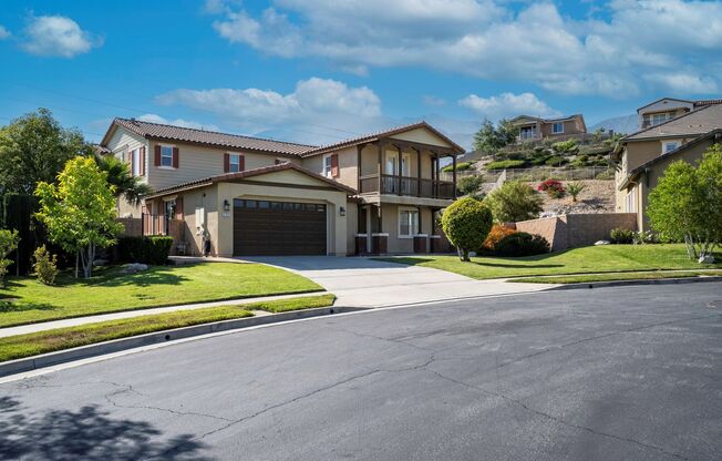 Beautiful 2-Story, 5-Bedroom Home w/Pool in Rancho Cucamonga Gated Community!