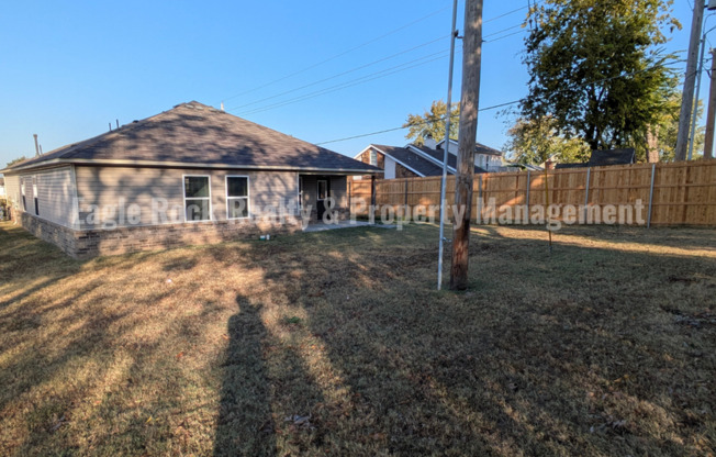 3 beds, 2 baths, $1,700