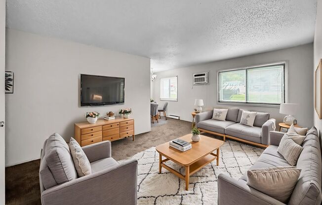 1 bed, 1 bath, 700 sqft, $760, Unit 4530-27