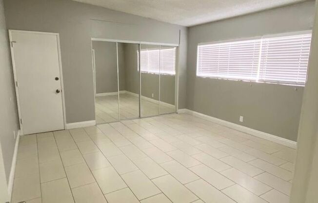 3 beds, 2 baths, 1,411 sqft, $2,795, Unit 08