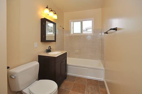 Studio, 1 bath, 275 sqft, $1,699, Unit 6