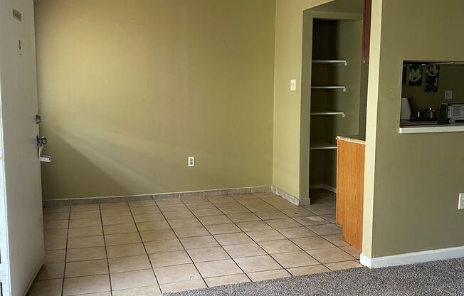 2 Bedroom, 1 Bathroom Condo in Edgewood, MD!