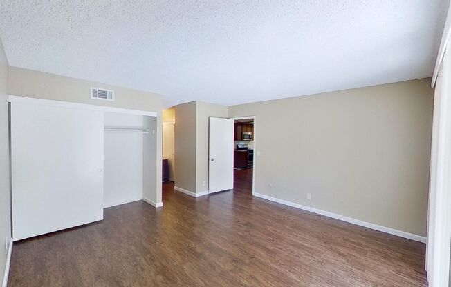 1 bed, 1 bath, 722 sqft, $1,950, Unit #116