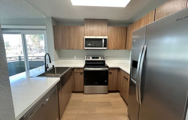 2 beds, 2 baths, 841 sqft, $2,895, Unit G021