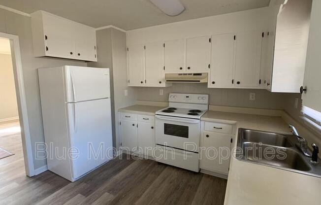 221 Welch Avenue - B
