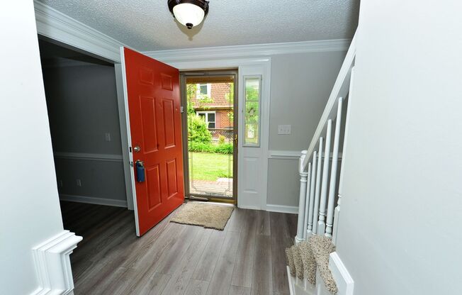 Close to Base, Beach and Downtown!