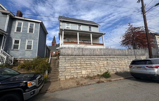 Beautiful 3 Bedroom house in Tarentum