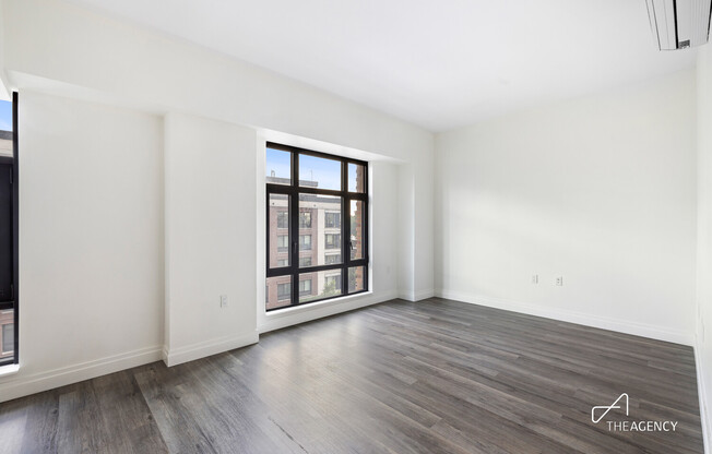 493 MYRTLE AVE