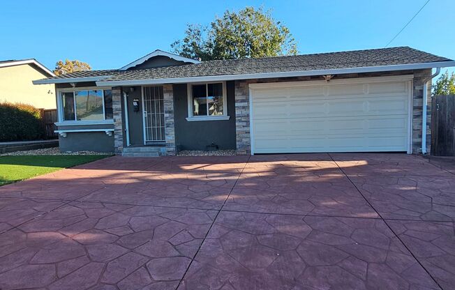 FABULOUS 4 BEDROOM in Milpitas