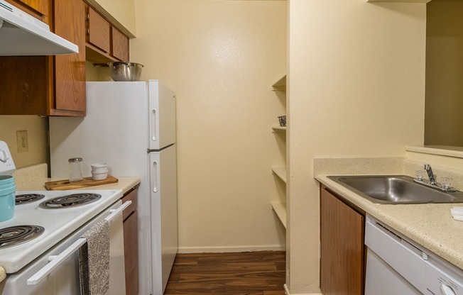 Enclave spacious kitchen with plenty of cabinetry