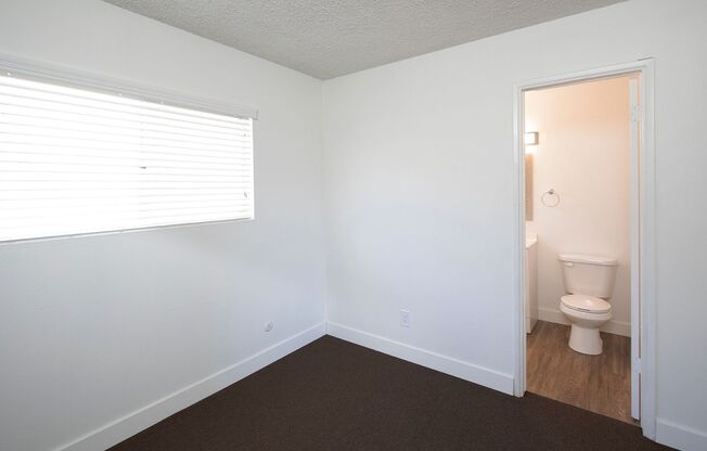 1 bed, 1 bath, $1,695, Unit 632-17