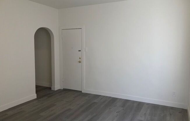 1 bed, 1 bath, 600 sqft, $1,745, Unit 127E11