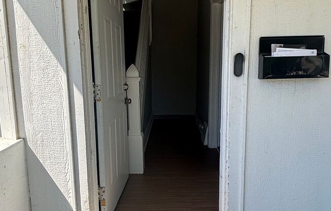 5br/2ba home minutes from I-80 Access!