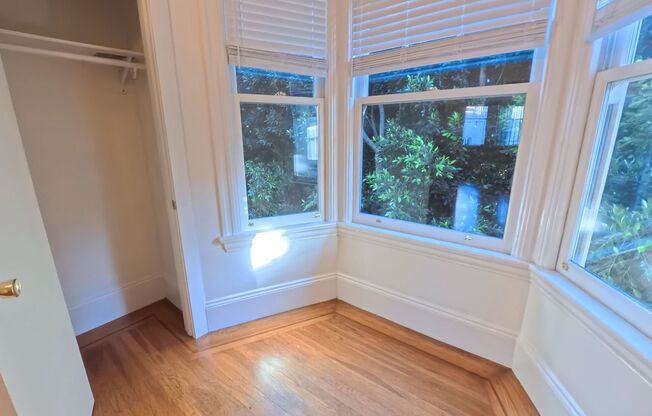 524 WALLER