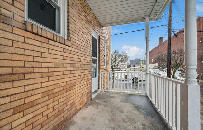 101-103 E Agnew Avenue