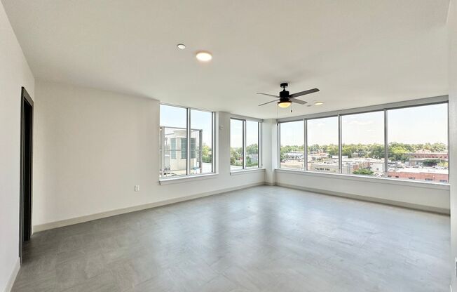 1 bed, 1 bath, 600 sqft, $1,950, Unit One Bedroom Penthouse