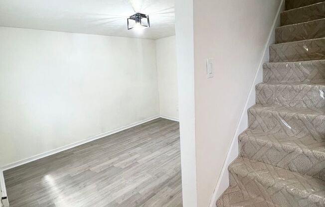 Updated 3 Bed, 1 Bath in Verona- Central Air and Huge Kitchen!!