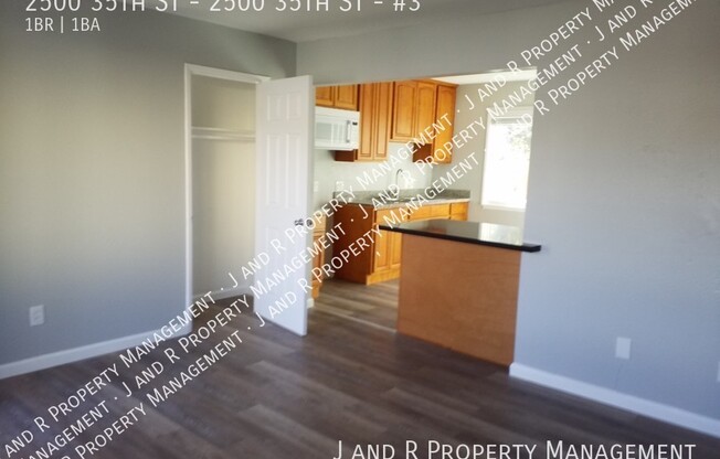 2500 35th St - 2500 35th St