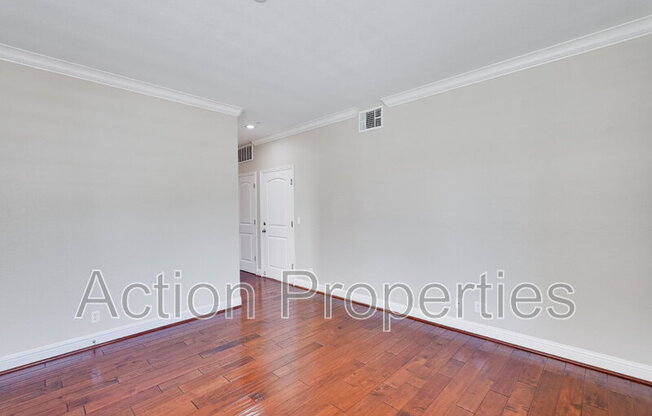 241 GRANADA PARK CIR