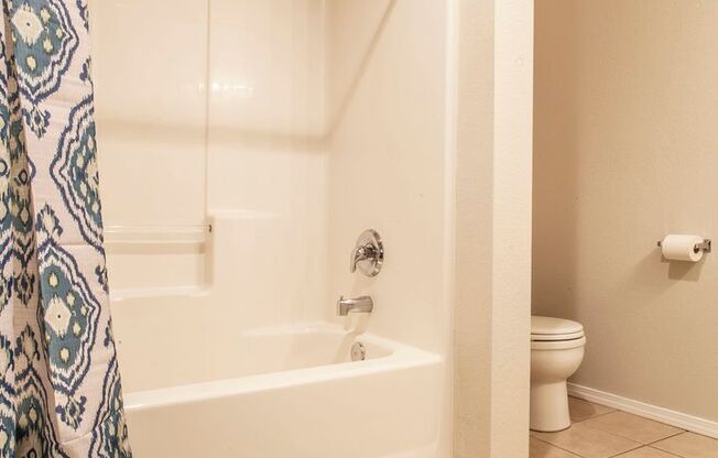 1 bed, 1 bath, 775 sqft, $1,150