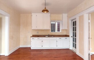 1946 NEW ENGLAND ST