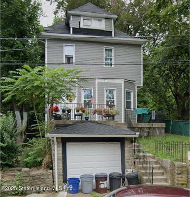 146 HIGHVIEW AVE
