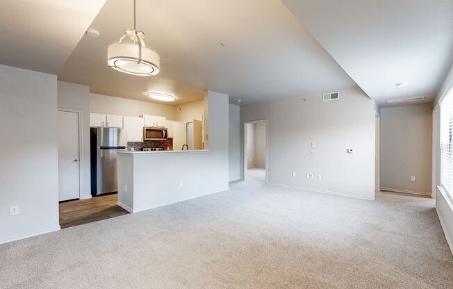 3 beds, 2 baths, 1,150 sqft, $1,438