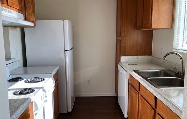 1 bed, 1 bath, 780 sqft, $2,375, Unit 36