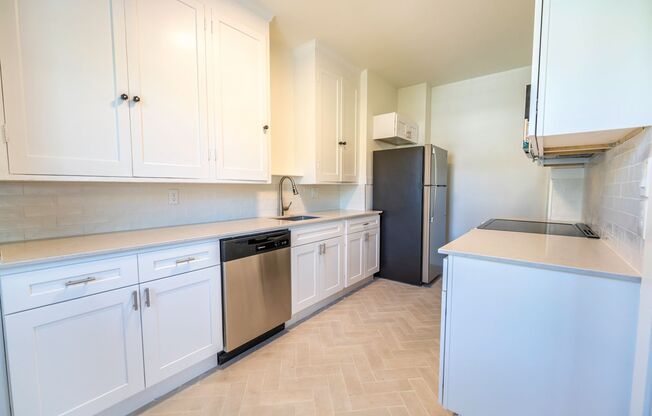 The Roy Vue Apartments