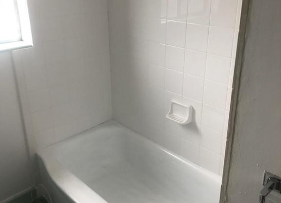2 beds, 1 bath, 950 sqft, $1,595