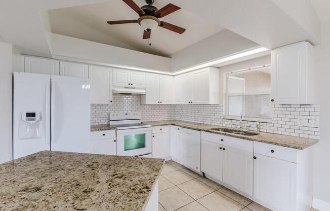 152 NW 6 AVE