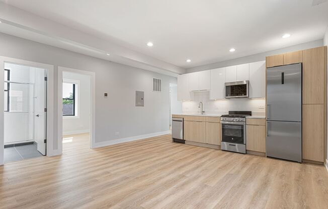 2 beds, 2 baths, 646 sqft, $2,200, Unit 1550-1C