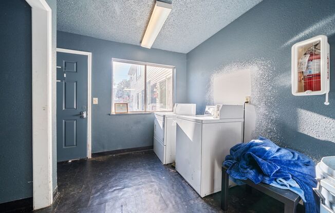 MF 38 - N Oswego Apts