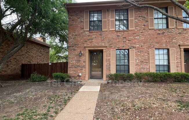 7417 KINGSWOOD DR
