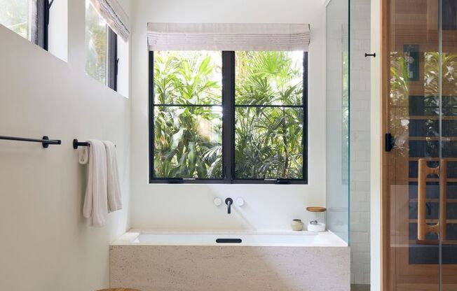 Exclusive Diamond Head Luxury Estate – A Private Oasis in Paradise