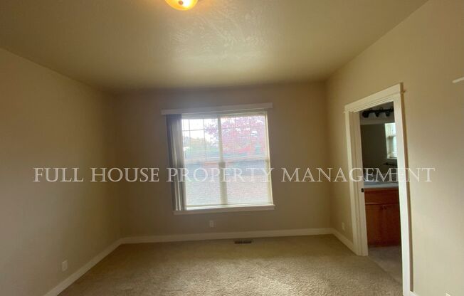 3 beds, 2 baths, $2,295