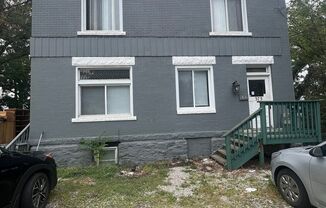 373 W Riverview Ave.