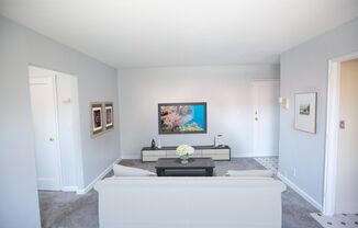 1 bed, 1 bath, 612 sqft, $1,799, Unit 262-1A