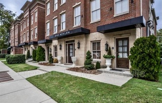 2110 Acklen Ave. #101
