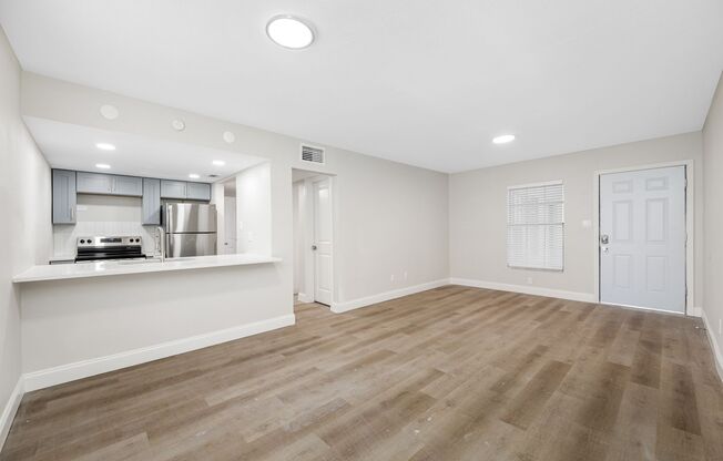 211 DANUBE AVE